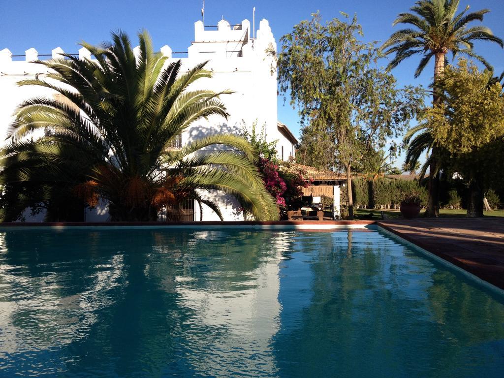 Hotel Hacienda La Indiana Los Palacios Y Villafranca Exterior foto