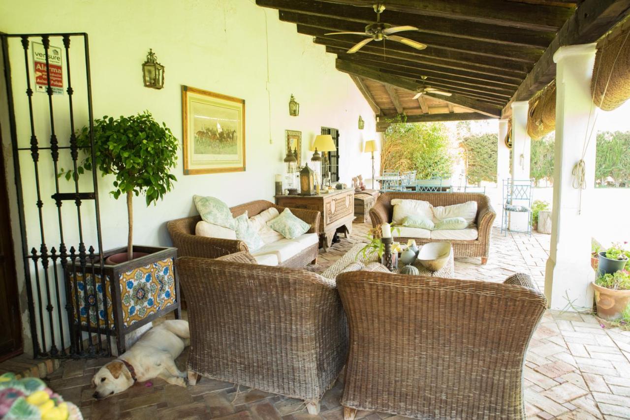 Hotel Hacienda La Indiana Los Palacios Y Villafranca Exterior foto